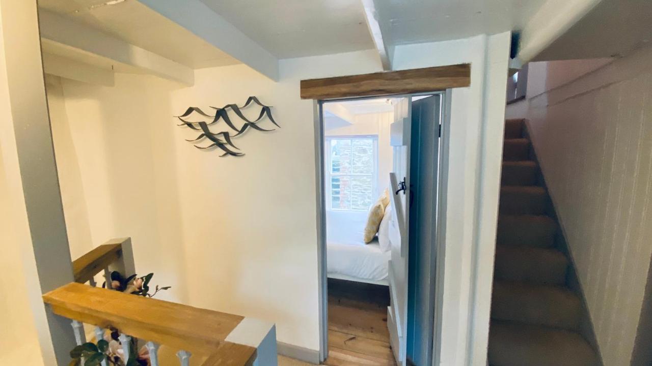 Spindrift Is A Beautiful Newly Refurbished Three Bedroom Private Family House Located On The Old Harbour And The Coastal Path In The Heart Of Beautiful Polperro Bagian luar foto