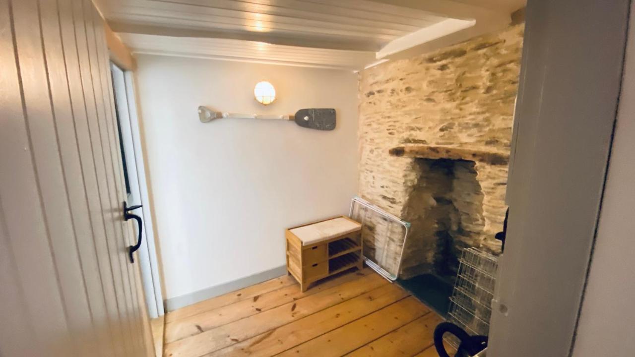 Spindrift Is A Beautiful Newly Refurbished Three Bedroom Private Family House Located On The Old Harbour And The Coastal Path In The Heart Of Beautiful Polperro Bagian luar foto