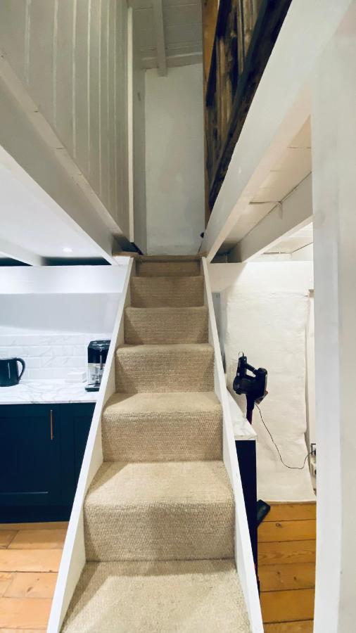 Spindrift Is A Beautiful Newly Refurbished Three Bedroom Private Family House Located On The Old Harbour And The Coastal Path In The Heart Of Beautiful Polperro Bagian luar foto